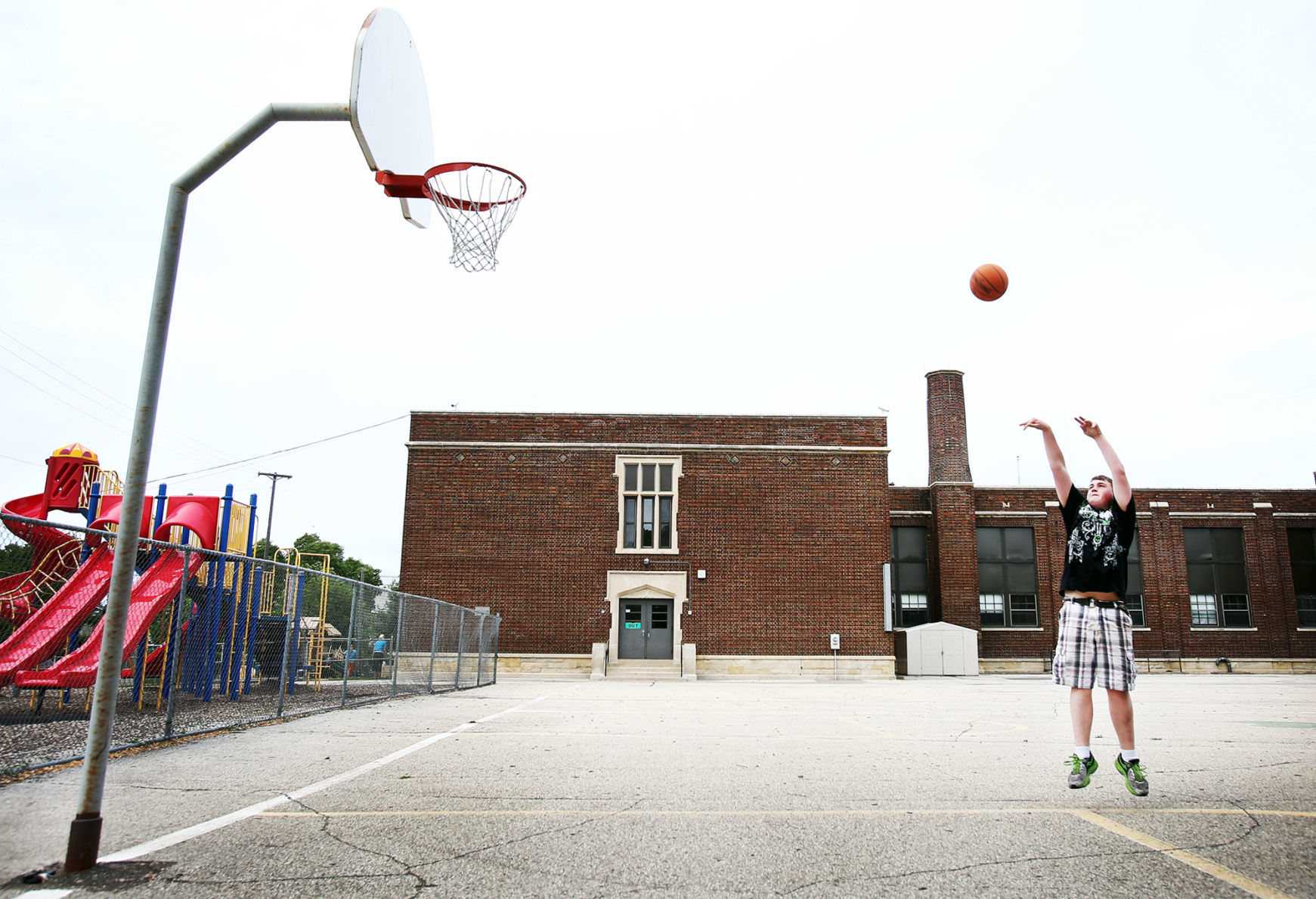 2014 shooting hoops